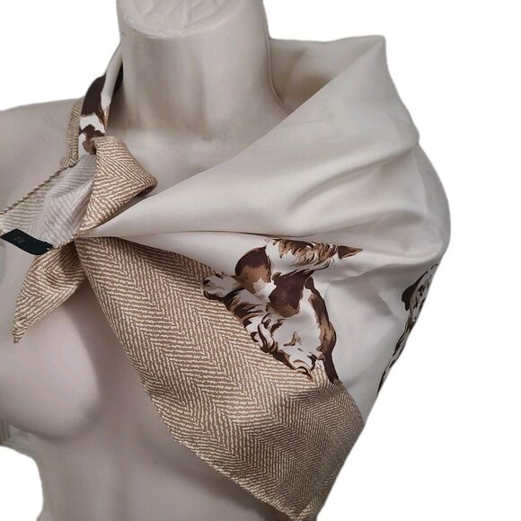Burberry Womens 100% Silk DOGS Motif Square Scarf camel 26.5"x 26.5" NEW - Picture 3 of 11